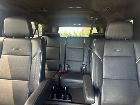 Used 2024 Cadillac Escalade ESV Premium Luxury w/ Performance Package AWD/4WD image 4