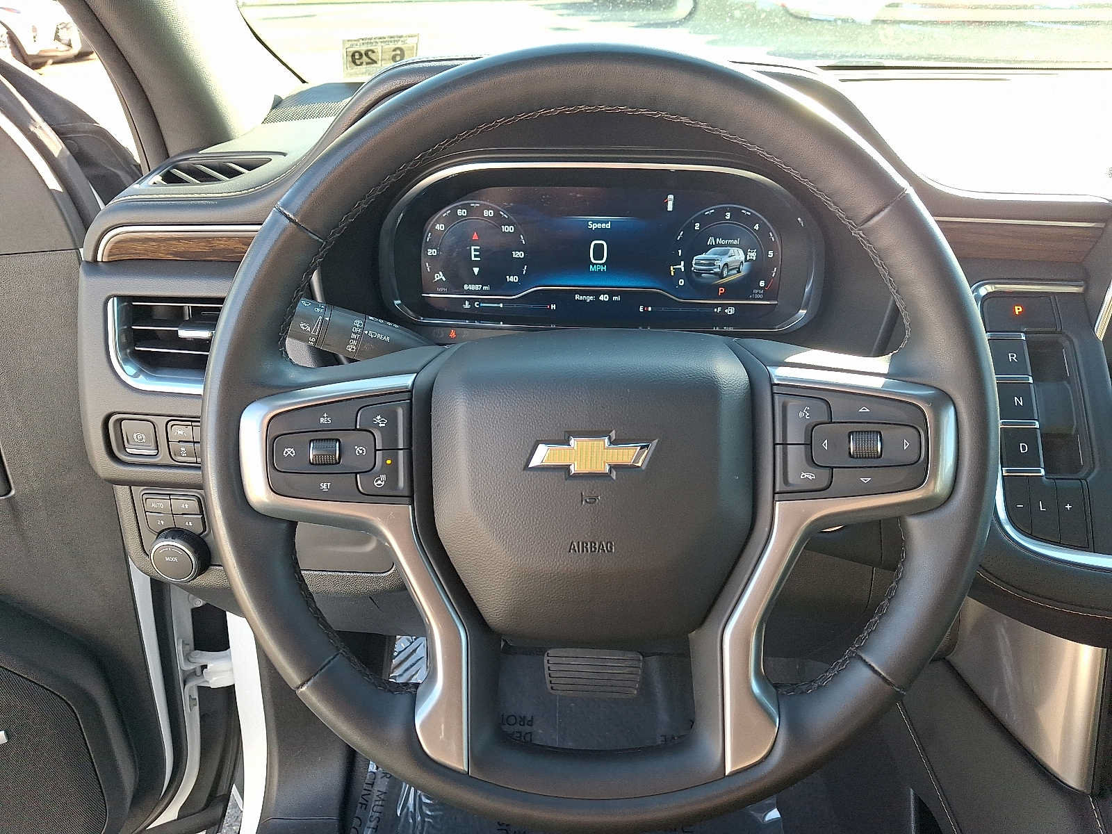 Used 2024 Chevrolet Tahoe Premier AWD/4WD image 19