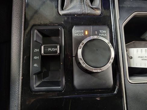 Used 2023 Toyota Tundra Limited AWD/4WD image 15