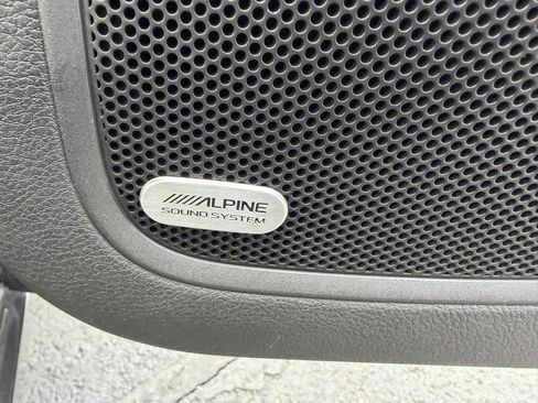 Used 2016 Chrysler 200 C w/ Navigation & Sound Group I image 22