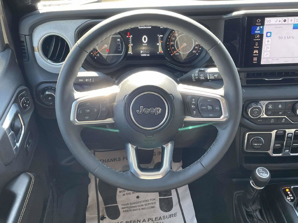 Certified 2026 Jeep Wrangler Unlimited Sahara AWD/4WD image 23