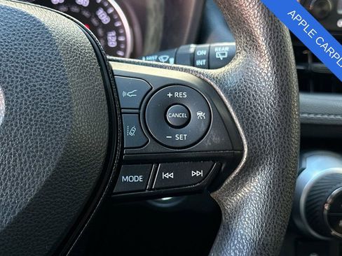 Used 2021 Toyota RAV4 XLE w/ Carpet Mat Package (TMS) image 28