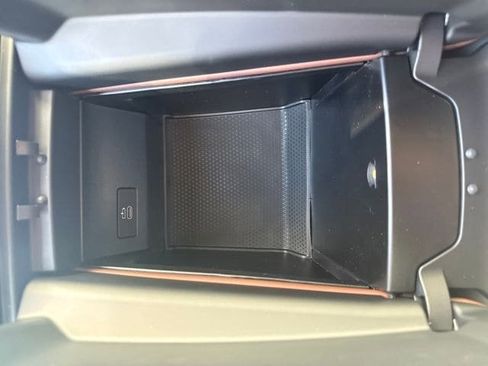 New 2026 BMW X5 xDrive40i w/ Executive Package image 24