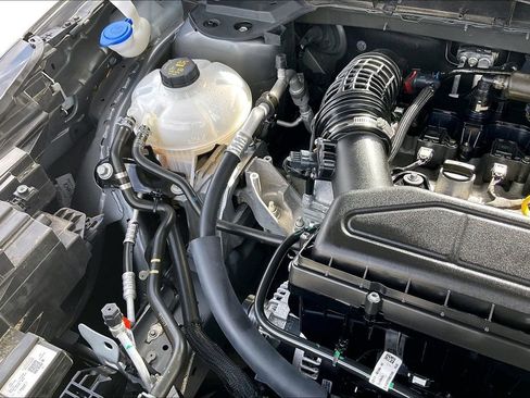 Certified 2024 Ford Escape ST-Line w/ Cold Weather Package image 31