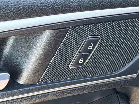 Certified 2023 Ford Edge SEL w/ Convenience Package image 9