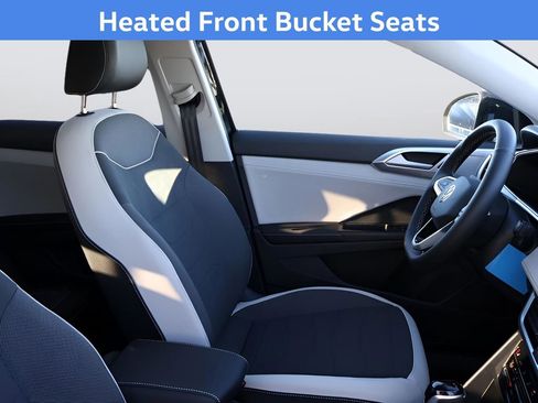 New 2025 Volkswagen Taos SE image 11