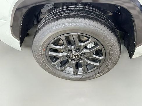 New 2026 Toyota Tundra Platinum image 30