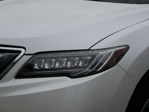 Used 2017 Acura RDX w/ Advance Package AWD/4WD image 3