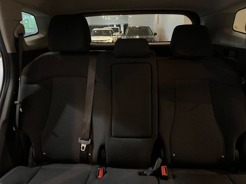 Used 2025 Kia Sportage LX FWD image 38