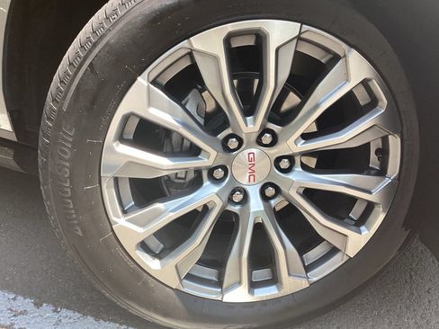 Used 2023 GMC Yukon Denali w/ Denali Reserve Package AWD/4WD image 21