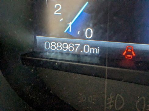 Used 2019 Ford Edge SEL w/ Equipment Group 201A image 19