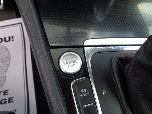 Used 2015 Volkswagen GTI Autobahn w/ Lighting Package (SEL) image 28
