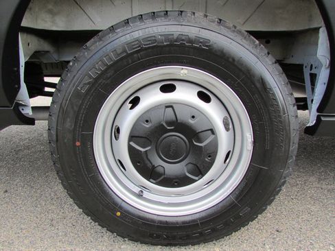 Used 2025 Ford Transit 250 148 High Roof Extended RWD image 11