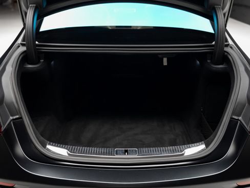 Used 2024 Mercedes-Benz S 580 4MATIC Sedan image 73