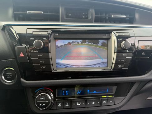 Used 2014 Toyota Corolla LE Premium w/ Driver Convenience Package image 12