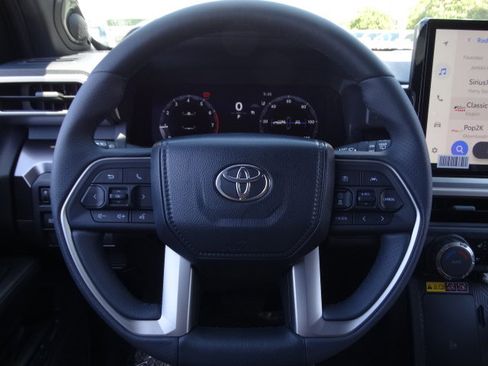 New 2026 Toyota 4Runner TRD Off-Road Premium AWD/4WD image 16
