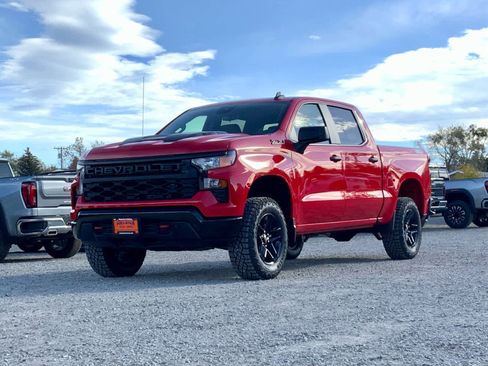 New 2026 Chevrolet Silverado 1500 Custom Trail Boss w/ LPO, Dark Essentials Package image 10