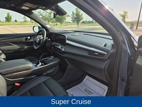 Used 2026 Buick Enclave Avenir w/ Super Cruise Package AWD/4WD image 32