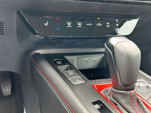 New 2026 Nissan Kicks SR w/ SR Premium Package image 24