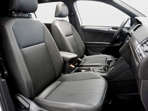 Used 2023 Volkswagen Tiguan SE R-Line FWD image 23