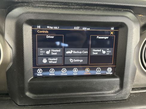 Used 2021 Jeep Gladiator Sport image 20