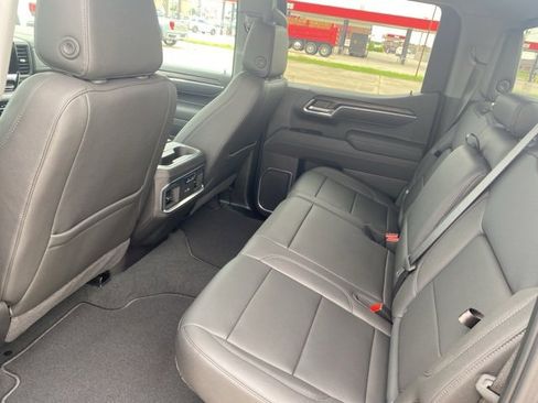 New 2025 GMC Sierra 1500 SLT w/ SLT Premium Plus Package image 11