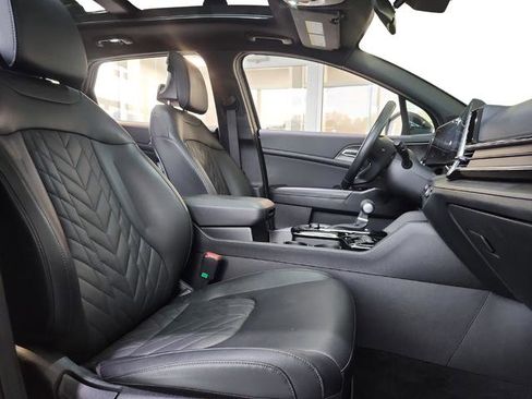 Certified 2025 Kia Sportage X-Line w/ Premium Package AWD/4WD image 25