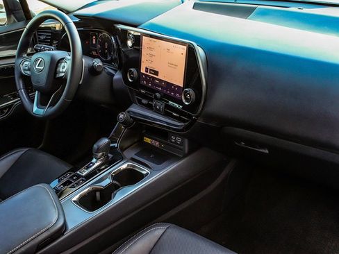 Used 2022 Lexus NX 350 AWD image 40