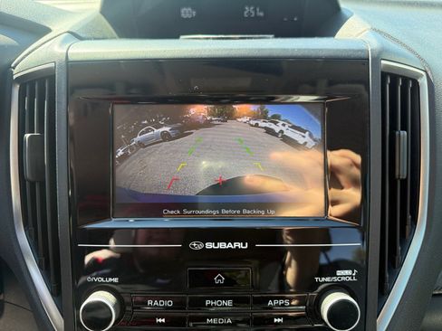 Used 2018 Subaru Crosstrek 2.0i Premium w/ Eyesight System AWD/4WD image 27