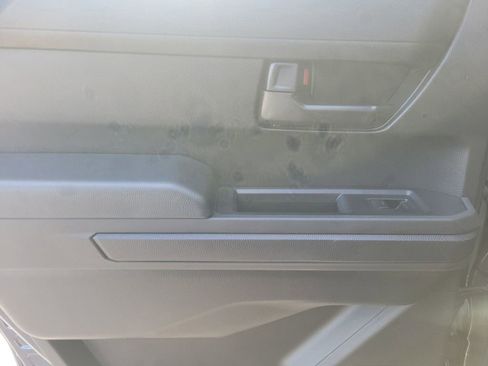 Used 2024 Toyota Tacoma SR image 8