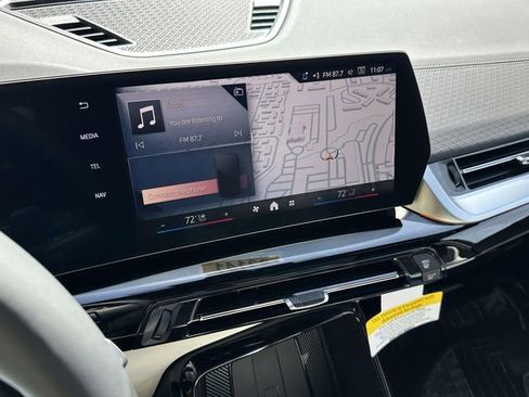 New 2026 BMW X2 xDrive28i AWD/4WD image 16