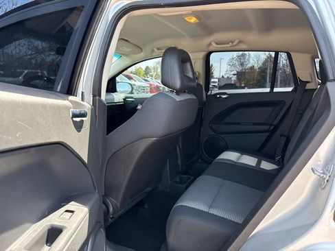 Used 2009 Dodge Caliber SXT FWD image 14