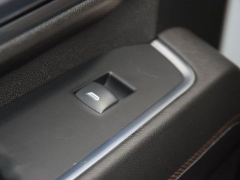 Used 2024 Chevrolet Silverado 2500 High Country w/ Technology Package image 50