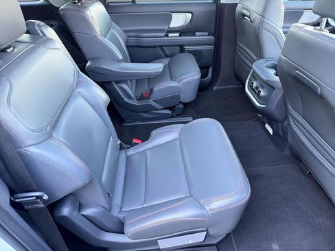 Certified 2025 Ford Expedition Max Active AWD/4WD image 28