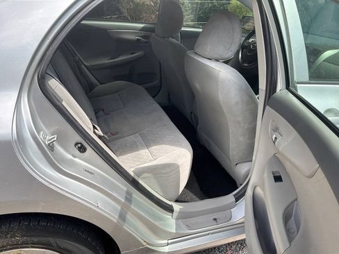 Used 2009 Toyota Corolla LE FWD image 10