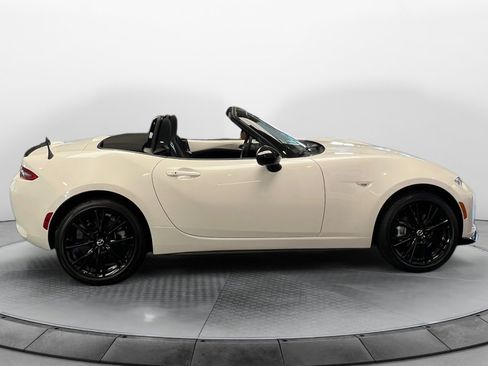 New 2025 MAZDA MX-5 Miata Club image 8