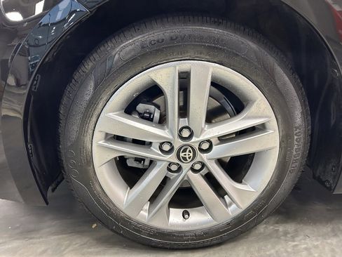 Used 2022 Toyota Corolla SE image 19
