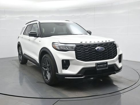 New 2026 Ford Explorer ST-Line w/ ST-Line Street Pack image 23