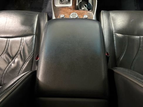 Used 2013 INFINITI JX35 AWD w/ Premium Pkg image 47