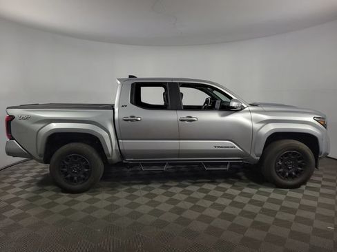 Used 2024 Toyota Tacoma TRD Sport RWD image 10