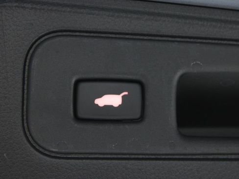 Used 2024 Honda Passport Black Edition image 16