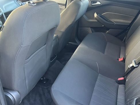 Used 2017 Ford Focus SE image 22