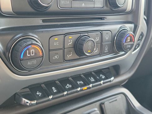 Used 2015 GMC Sierra 1500 SLT image 25