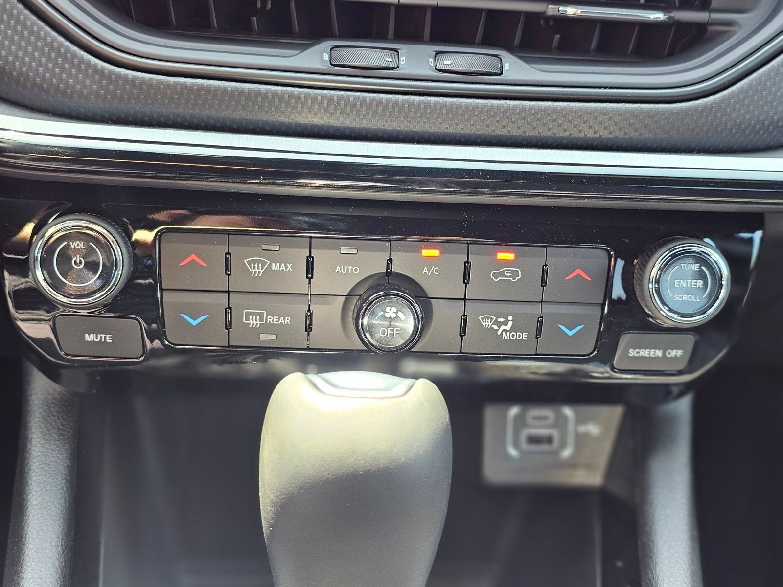 New 2026 Jeep Compass Trailhawk AWD/4WD image 15