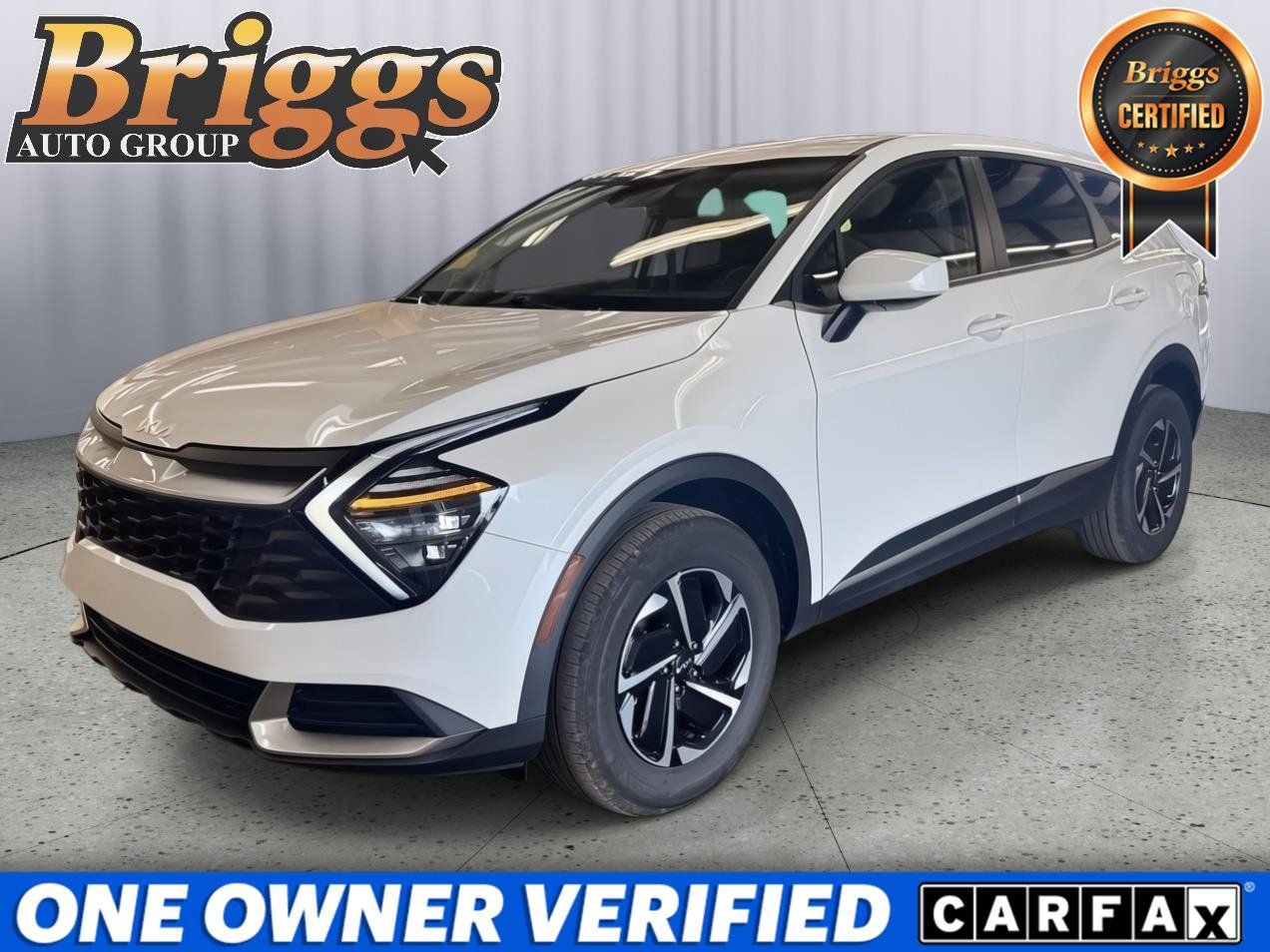 Certified 2025 Kia Sportage LX AWD/4WD image 1