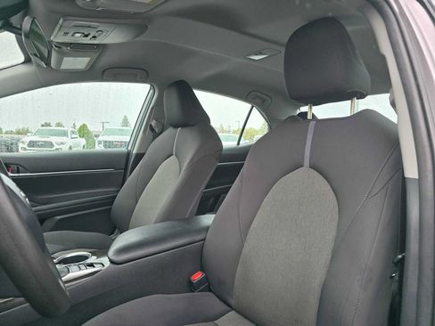 Used 2022 Toyota Camry LE FWD image 21