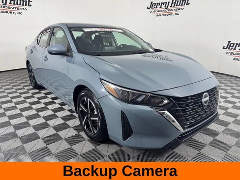 Used 2024 Nissan Sentra SV FWD image 6