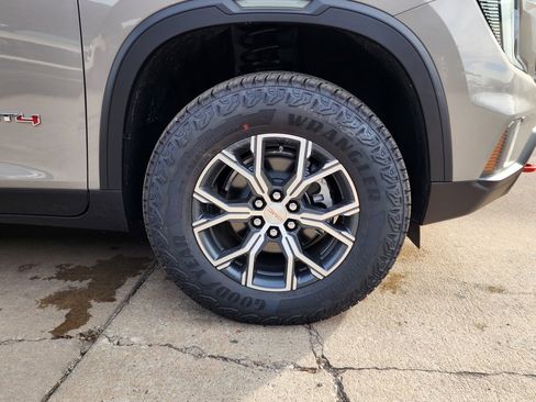 New 2026 GMC Acadia AT4 w/ Luxury Package image 56