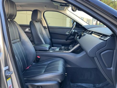 Used 2019 Land Rover Range Rover Velar S AWD/4WD image 18