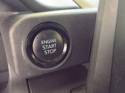 Used 2024 Toyota Tacoma SR RWD image 21